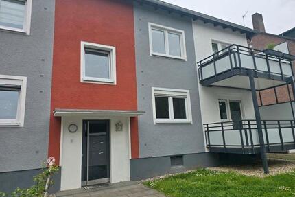Willkommen Zuhause: geräumige 3-Zimmer Wohnung mit Balkon - Recklinghausen