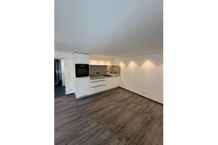 Frisch sanierte 1ZKB Souterrain Wohnung mit EBK, FBH & Stellplatz - Werther (Westfahlen)