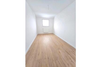 4 Zimmer Wohnung 103 qm - 1.060,00&nbsp;EUR Kaltmiete, ca.&nbsp; 103,00&nbsp;m&sup2; in Garbsen (PLZ: 30823)