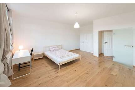 WG-Zimmer in München 895,00 € 19 m²