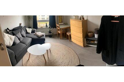 WG Zimmer ca 20 m2 - 450,00&nbsp;EUR Kaltmiete, ca.&nbsp; 20,00&nbsp;m&sup2; in Braunschweig (PLZ: 38120) Timmerlah-Geitelde-Stiddien