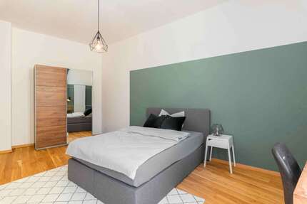WG-Zimmer in München 1.040,00 € 16 m²