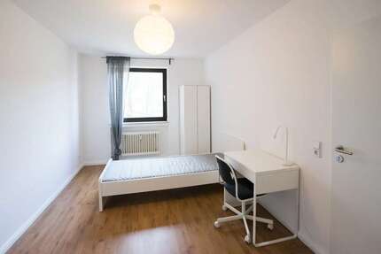 WG-Zimmer in Düsseldorf 619,00 € 7 m²
