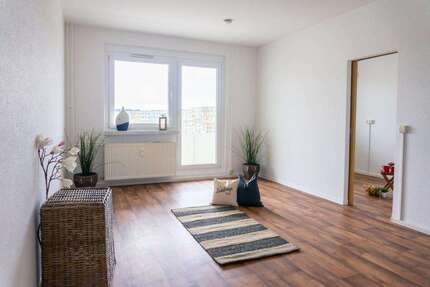 Wohnung zum Mieten in Chemnitz 448,19 € 70.03 m²
