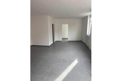 Liebevoll sanierte 2 Zimmer Wohnung in würselen