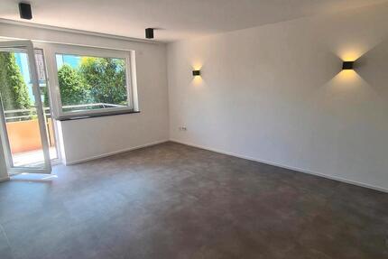 3 Zimmer Wohnung in Feucht, kernsaniert, mit EBK