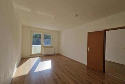 Schnäppchenpreis***Wohnen im Grünen***2-Zimmer -Wohnung mit Balkon! - Gardelegen