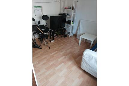 Helle 3-Zimmer-Wohnung, WG-geeignet - Würzburg Steinbachtal