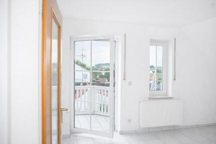 Helle 4-Zimmer Maisonette-Wohnung mit Ausblick in Altomünster