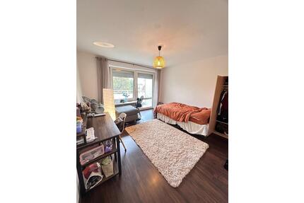 Zimmer mit Balkon in 2er-WG frei - Düsseldorf Stadtbezirk 8