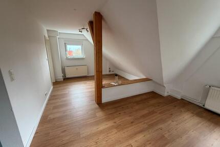 2 12 Zimmer Wohnung - 920,00&nbsp;EUR Kaltmiete, ca.&nbsp; 60,00&nbsp;m&sup2; in Schwentinental (PLZ: 24222) Klausdorf