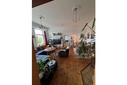 3-Zimmer Altbauwohnung in Schwentinenähe ab 01.06. oder 01.07. - Kiel Neumühlen-Dietrichsdorf