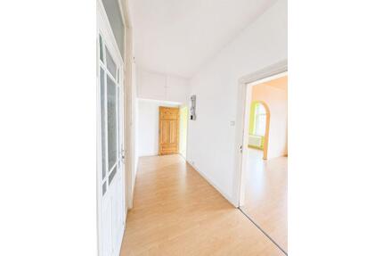 Helle 4-Zimmer Wohnung mit Balkon in Uelzen