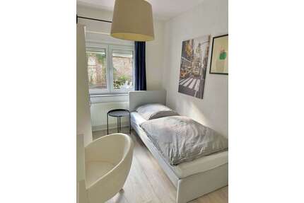 WG-Zimmer in Köln 975,00 € 15 m²