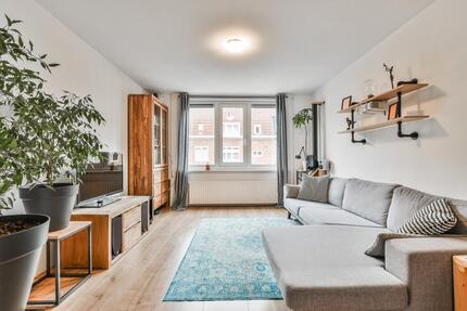 Helle 2 Zimmer Wohnung in Top Lage Traunreut – Neubau! Möbliert!