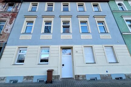 1 Monat mietfrei ( Kaltmiete ) - Charmante 1 - Zimmer - Wohnung mit neuer Küche Zeitz