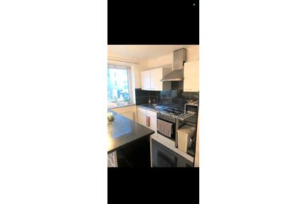 2 Zimmer Wohnung Saarbrücken Scheidt schöne Lage zu vermieten