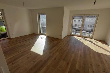 Helle 3 Zimmer Erdgeschosswohnung mit Terrasse im Regensburger Norden