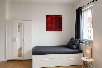 WG-Zimmer in Stuttgart 690,00 € 18 m²