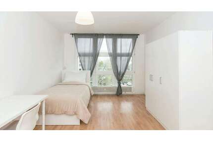 WG-Zimmer in Berlin 780,00 € 11 m²