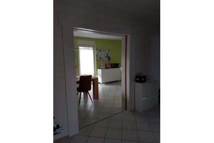 3 Zimmer Wohnung zu vermieten - 850,00&nbsp;EUR Kaltmiete, ca.&nbsp; 92,00&nbsp;m&sup2; in Siegen (PLZ: 57074) Kaan-Marienborn