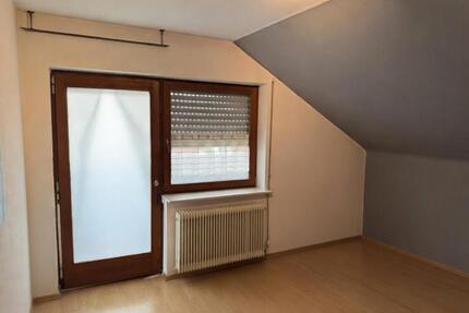 4 Zimmer Dachgeschoßwohnung in Salz zu vermieten - Bad Neustadt an der Saale