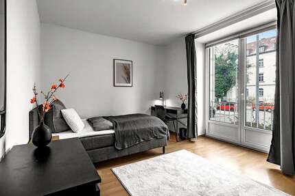 WG-Zimmer in München 830,00 € 14 m²