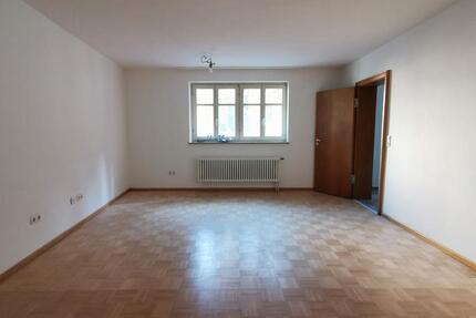 Deggendorf-Zentrum: moderne und helle 1 Zimmer Wohnung