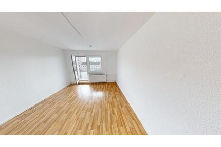 Direkt am Innenstadtring gelegene 3-Raum-Wohnung mit Balkon - Chemnitz Kapellenberg
