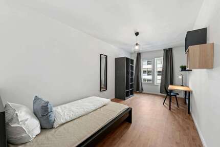 WG-Zimmer in Berlin 870,00 € 16 m²