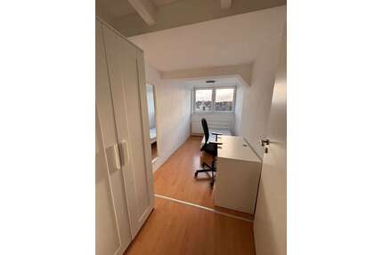 WG-Zimmer in Düsseldorf 690,00 € 10 m²