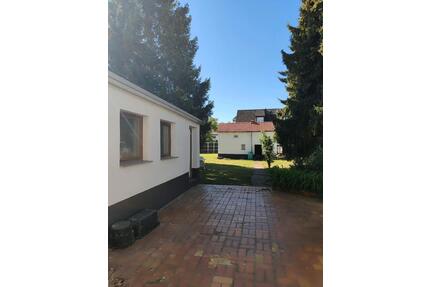 Vermiete ab 1 Juni kleines Zimmer in 2er WG in Goldstein - Frankfurt am Main Schwanheim