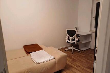 mobliertes Wg Zimmer in Berlin Hellersdord