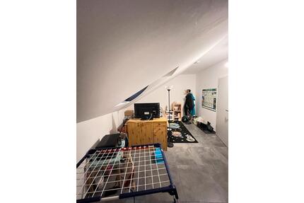 WG Zimmer in Gießen Teil möblieret