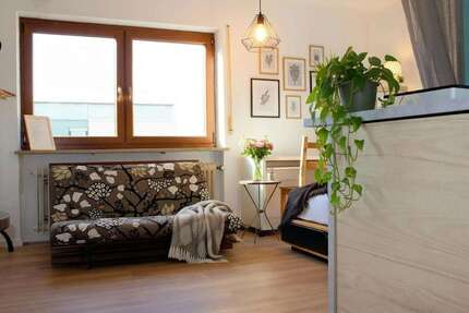 Wohnen auf Zeit in Erlangen 698,00 €