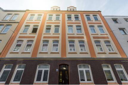 Günstige 3-Zimmer-Wohnung mit Balkon und Dusche in Bremerhaven-Lehe!