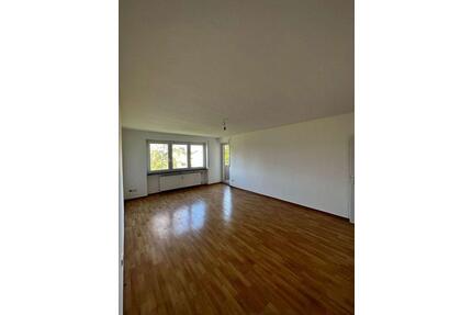 Renovierte 2 Zimmer Wohnung in Ringheim - Großostheim