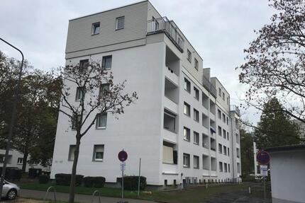 Das Glück hat ein Zuhause: 3-Zimmer-Wohnung (Förderweg 2 WBS) - Frankfurt am Main Sachsenhausen Süd