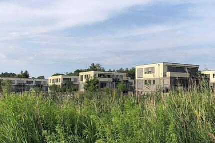Moderne 4 Zimmer am Pätzer See (Bestensee) mit Balkon und zwei Bädern