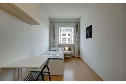 WG-Zimmer in Stuttgart 450,00 € 10 m²