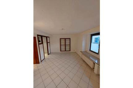 1 Zimmer Apartment - 580,00&nbsp;EUR Kaltmiete, ca.&nbsp; 27,00&nbsp;m&sup2; in Sankt Augustin (PLZ: 53757)