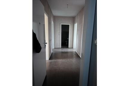 2,5 Zimmer mit Balkon - 700,00&nbsp;EUR Kaltmiete, ca.&nbsp; 63,50&nbsp;m&sup2; in Recklinghausen (PLZ: 45657)