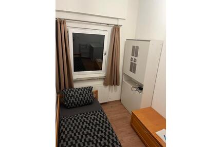 möbliertes Zimmer (WG) in Gärtringen (Nähe Bahnhof)