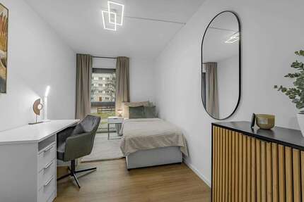 WG-Zimmer in München 700,00 € 10 m²