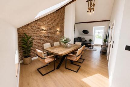 Kernsanierte 4 Zimmer Maisonette Wohnung mit Dachterasse - Bonn Dransdorf