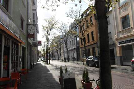 Bonn Endenich ca. 90 m² große 3 WG - Studentenwohnung * Aufteilung ideal für ein Studenten Pärchen und einen einzelnen Studierenden *