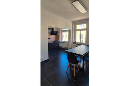 WG geeignete 2-Zimmer-Wohnung - Erstbezug nach Sanierung - Glauchau