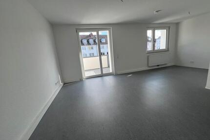 Wg zimmer zu vermieten - 250,00&nbsp;EUR Kaltmiete, ca.&nbsp; 70,00&nbsp;m&sup2; in Aachen (PLZ: 52062) Aachen-Mitte