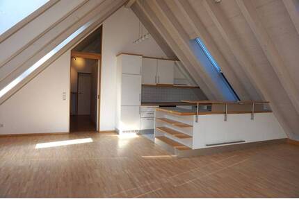 2-Zimmer Dachstudiowohnung im 2. OG in Schramberg-Tal