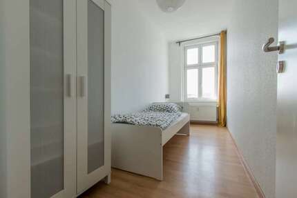 WG-Zimmer in Berlin 655,00 € 10 m²